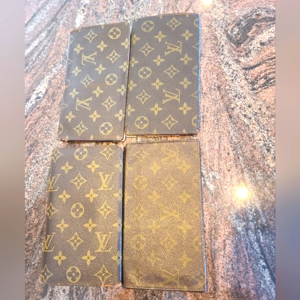 Louis vuitton long wallet bifold